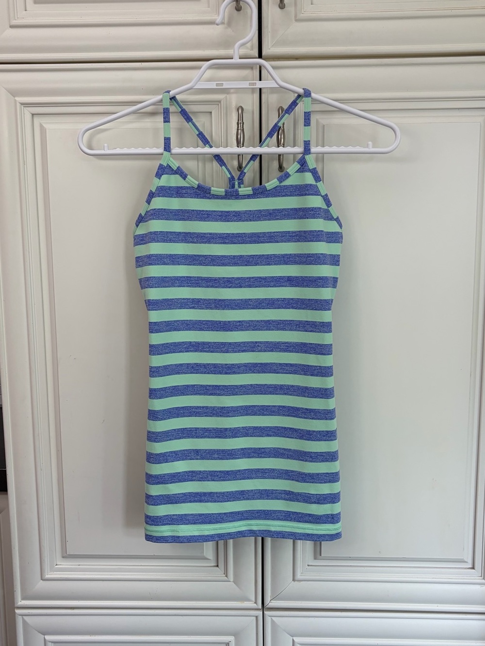 Ivivva by Lululemon girl’s tank top